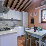 Caggiolo By Interhome Vakantiehuis Monteroni dʼArbia