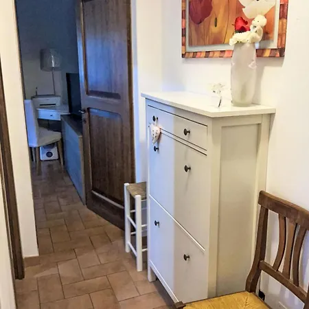 Caggiolo By Interhome בית נופש *