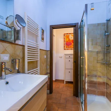 Caggiolo By Interhome בית נופש *