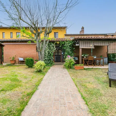 Caggiolo By Interhome בית נופש מונטרוני ד'ארביה